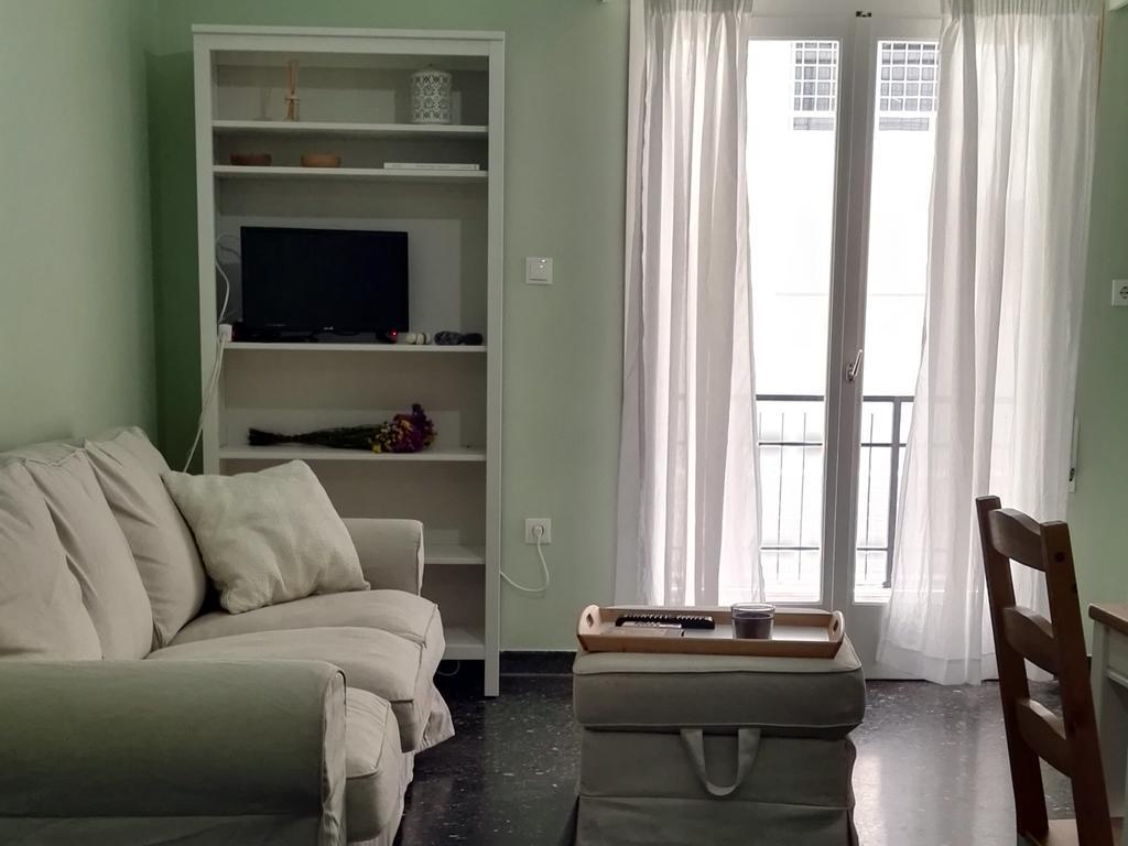 Paris Spacious Beach Apartment Лутракі Екстер'єр фото
