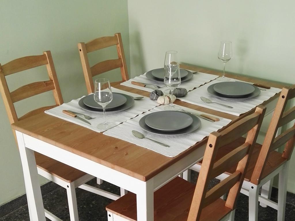 Paris Spacious Beach Apartment Лутракі Екстер'єр фото